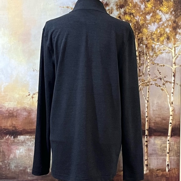 EUC SWISS TECH Zipper Front Pullover & Unique Front Zipper Pocket - Picture 5 of 10